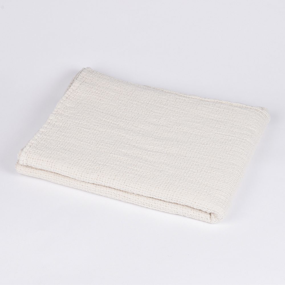 Waffle weave bath towel Dubysa in ivory color, 100X140 cm