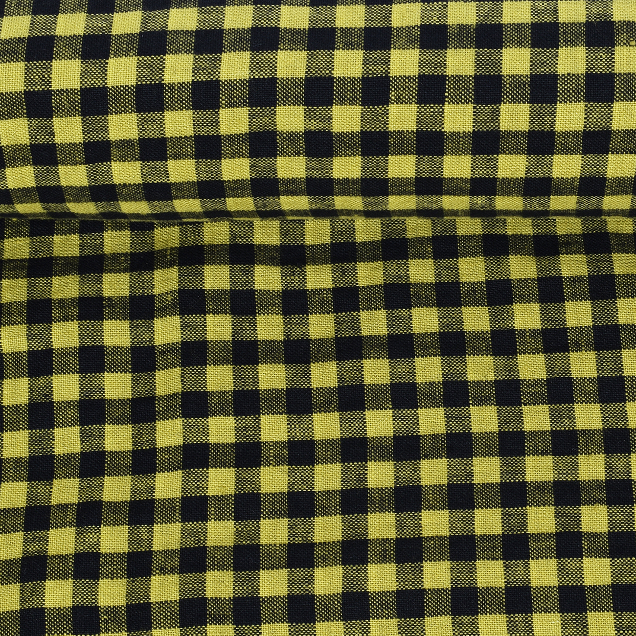 Washed checkered linen fabric in greenish yellow, 190 g/m²